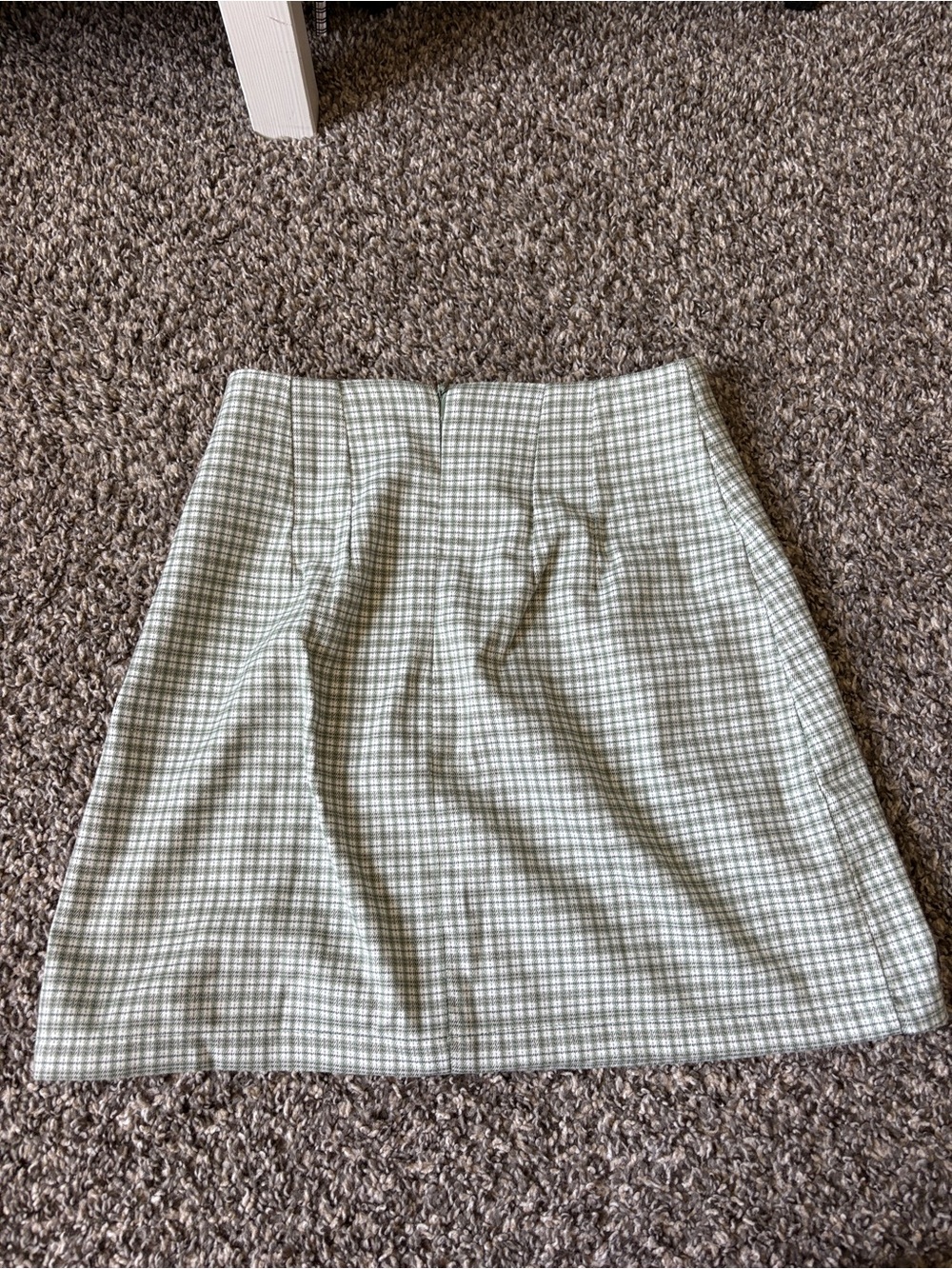 John Galt Plaid Light green skirt - Picture 2 of 3